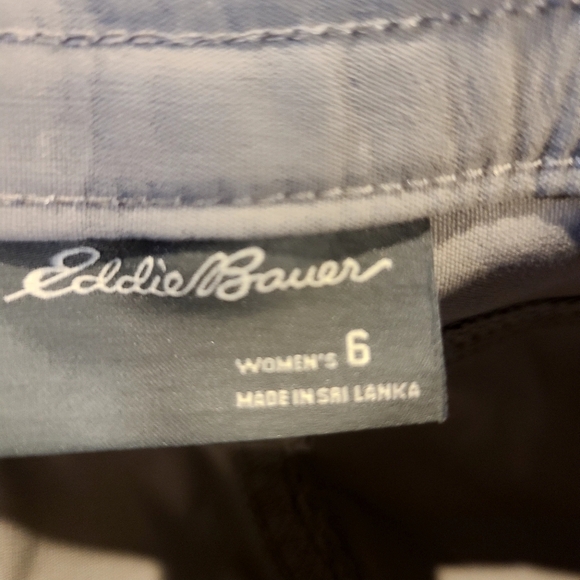 Eddie Bauer Tech Capri Pant Ash Color NWT - Picture 5 of 7